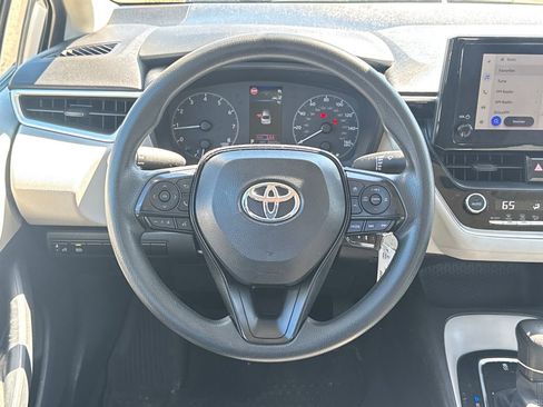 Used 2024 Toyota Corolla LE FWD image 12