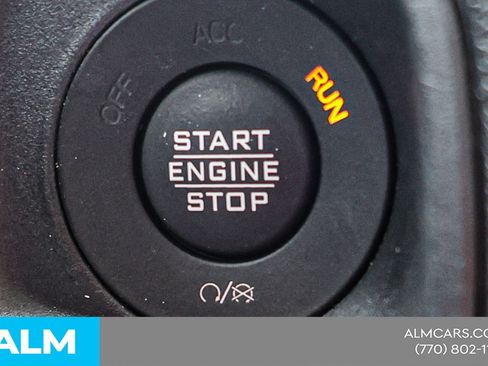 Used 2025 Jeep Wrangler Unlimited Sport AWD/4WD image 35