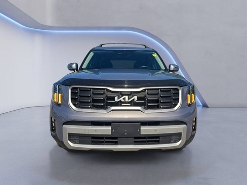 Used 2024 Kia Telluride SX w/ Towing Package FWD image 8