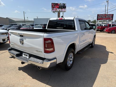 Used 2020 RAM 1500 Laramie AWD/4WD image 5