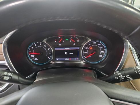 Used 2023 Chevrolet Equinox Premier AWD/4WD image 27
