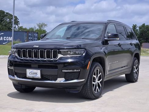 Used 2024 Jeep Grand Cherokee L Limited w/ Luxury Tech Group II AWD/4WD image 4