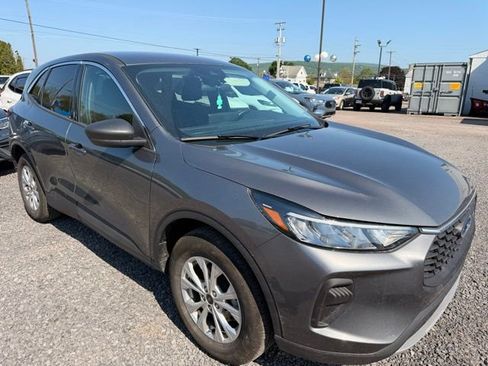 Used 2024 Ford Escape Active w/ Tech Pack #1 AWD/4WD image 4