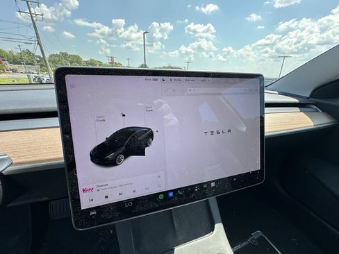Used 2021 Tesla Model 3 Long Range AWD/4WD image 21
