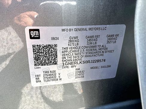 Used 2024 Chevrolet Traverse RS w/ LPO, Floor Liner Package FWD image 16