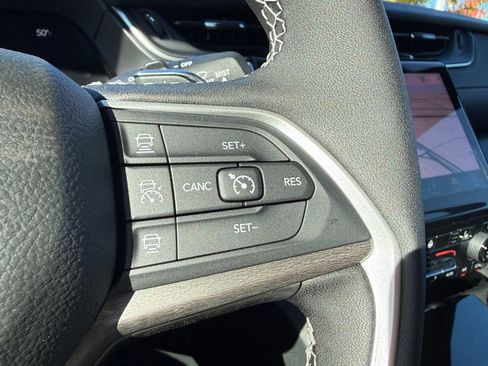 New 2025 Jeep Grand Cherokee Limited w/ Trailer Tow Package image 17