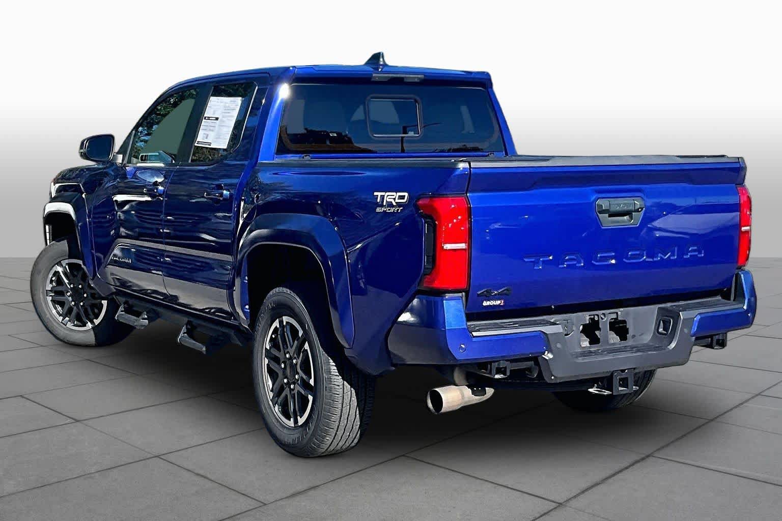 Certified 2025 Toyota Tacoma TRD Sport w/ TRD Sport Upgrade Package AWD/4WD image 11