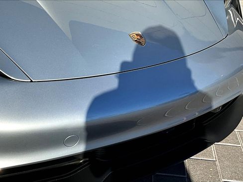 Used 2021 Porsche Taycan 4S image 30