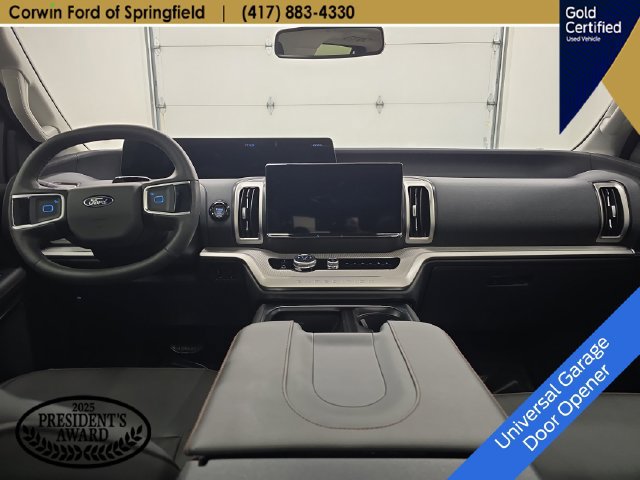 Certified 2025 Ford Expedition Active AWD/4WD image 14
