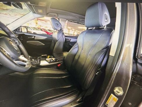 Used 2023 Acura MDX FWD w/ Technology Package image 6