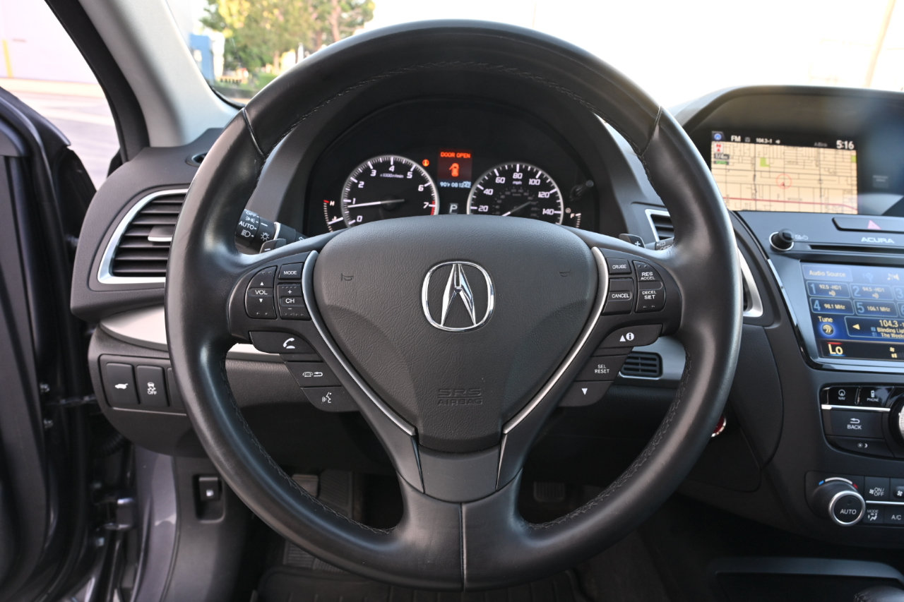 Used 2018 Acura RDX w/ Tech & AcuraWatch Plus Pack AWD/4WD image 18