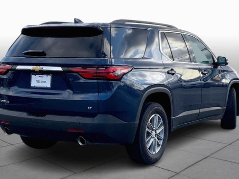 Used 2023 Chevrolet Traverse LT FWD image 12