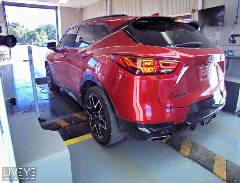 Used 2024 Chevrolet Blazer RS w/ Driver Confidence II Package FWD image 3