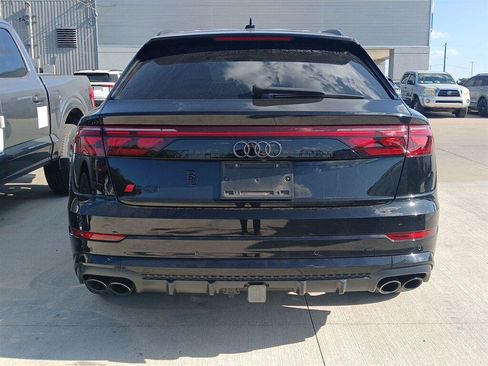 Used 2025 Audi SQ8 Prestige AWD/4WD image 11