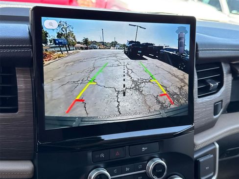 Certified 2024 Ford Expedition Limited AWD/4WD image 30