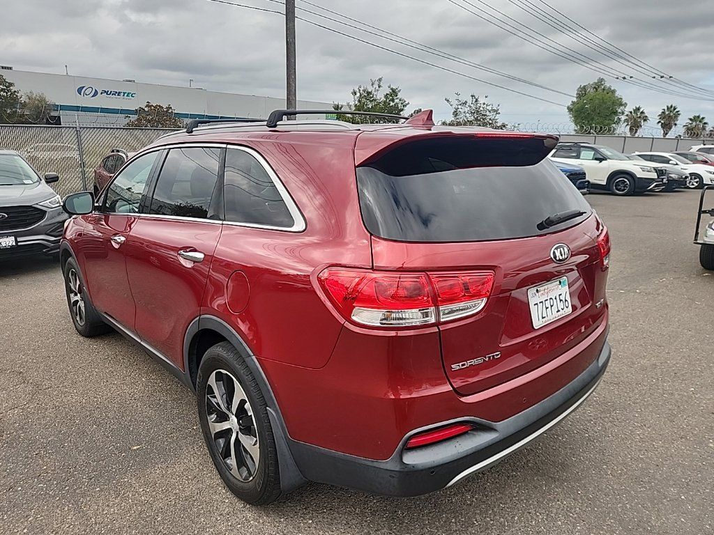Used 2017 Kia Sorento EX FWD image 11