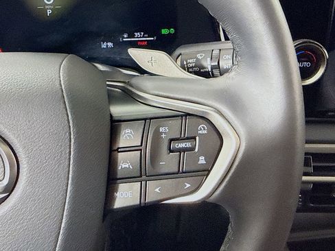 Certified 2025 Lexus RX 350 FWD w/ Accessory Package image 12
