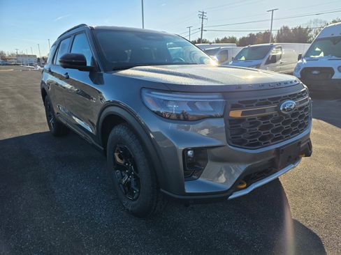 New 2026 Ford Explorer Tremor image 7