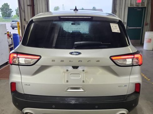 Used 2020 Ford Escape SE AWD/4WD image 2