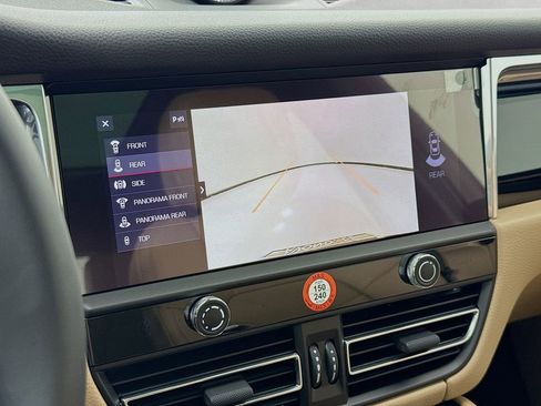 New 2026 Porsche Macan S image 21