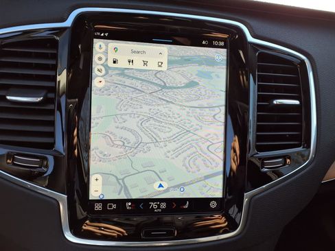 New 2025 Volvo XC90 B6 Plus w/ Protection Package Premier image 20