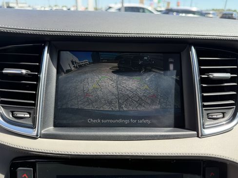 Certified 2025 INFINITI QX50 Luxe w/ Accent Package image 24