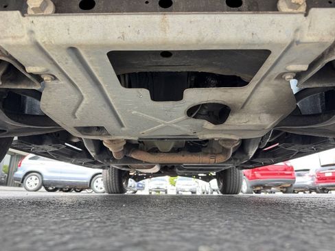Used 2010 Ford Expedition XLT RWD image 13