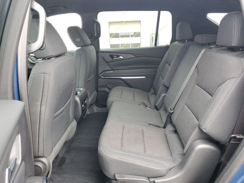 Used 2024 Chevrolet Traverse LS FWD image 11
