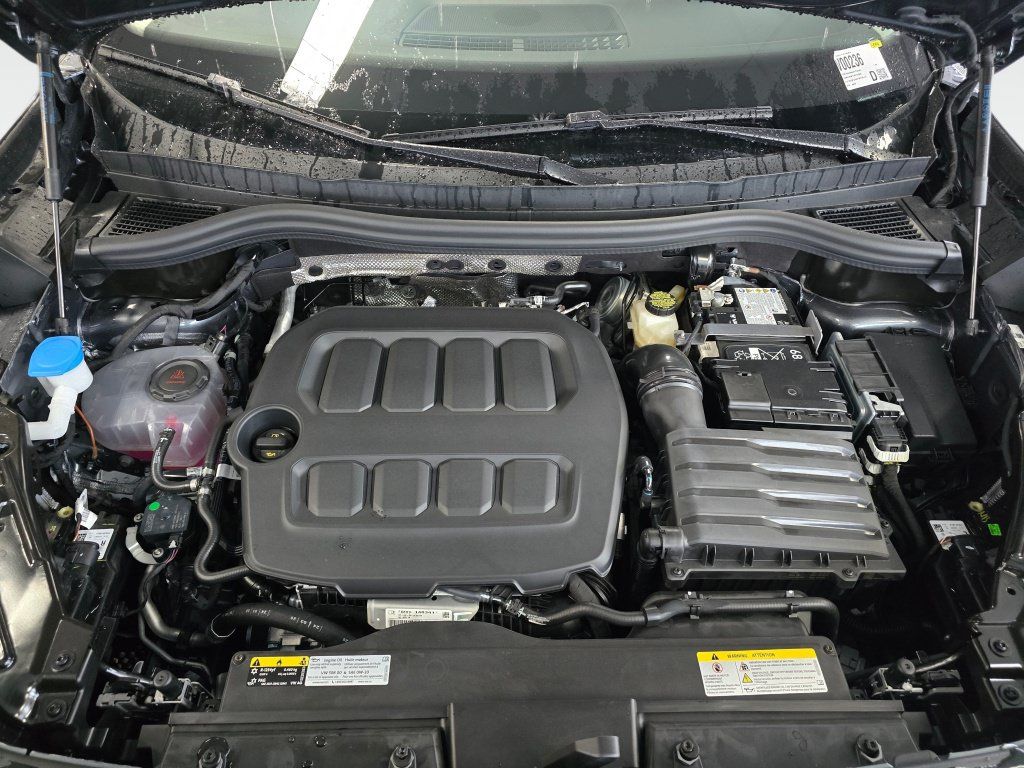 New 2026 Volkswagen Tiguan SE AWD/4WD image 13