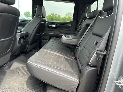Used 2023 GMC Sierra 1500 AT4X image 14