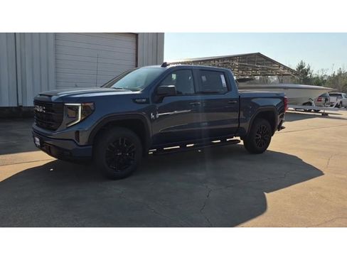 New 2026 GMC Sierra 1500 Elevation image 4