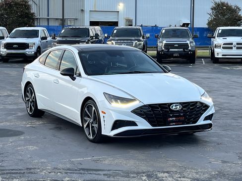 Used 2023 Hyundai Sonata SEL Plus FWD image 5