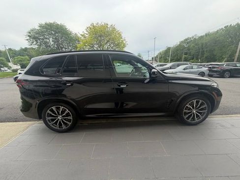 Certified 2024 BMW X5 xDrive40i w/ M Sport Package AWD/4WD image 6