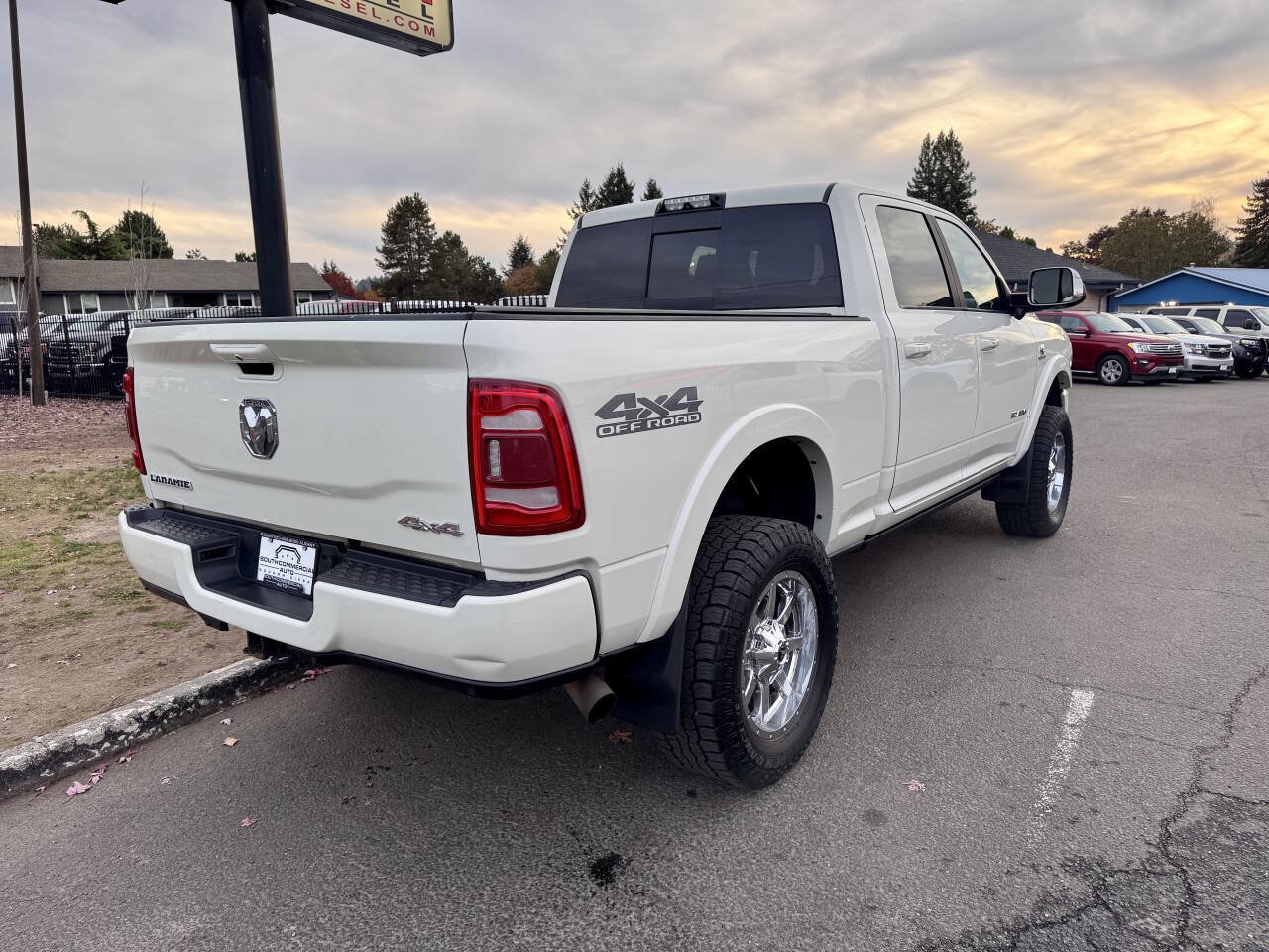 Used 2019 RAM 2500 Laramie AWD/4WD image 4