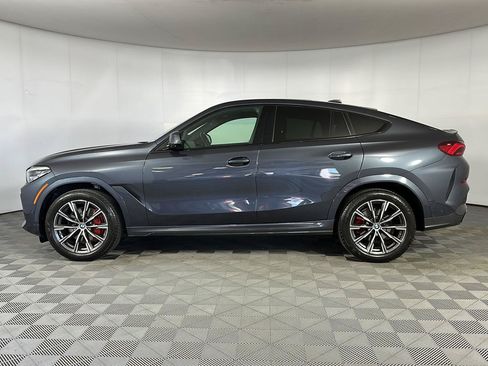 Used 2022 BMW X6 xDrive40i w/ M Sport Package AWD/4WD image 4