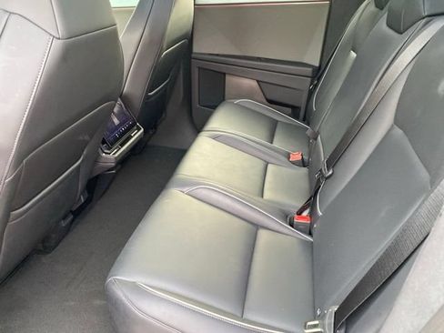 Used 2025 Tesla Cybertruck AWD Crew Cab image 18
