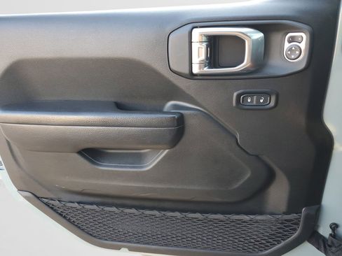 Used 2023 Jeep Wrangler Sport S image 24