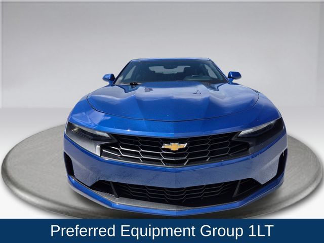 Used 2023 Chevrolet Camaro LT RWD image 8