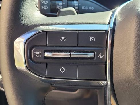 Used 2025 GMC Yukon Denali image 15