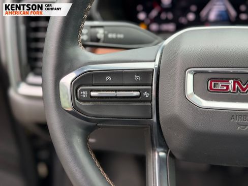Used 2024 GMC Canyon AT4 w/ AT4 Premium Package AWD/4WD image 14