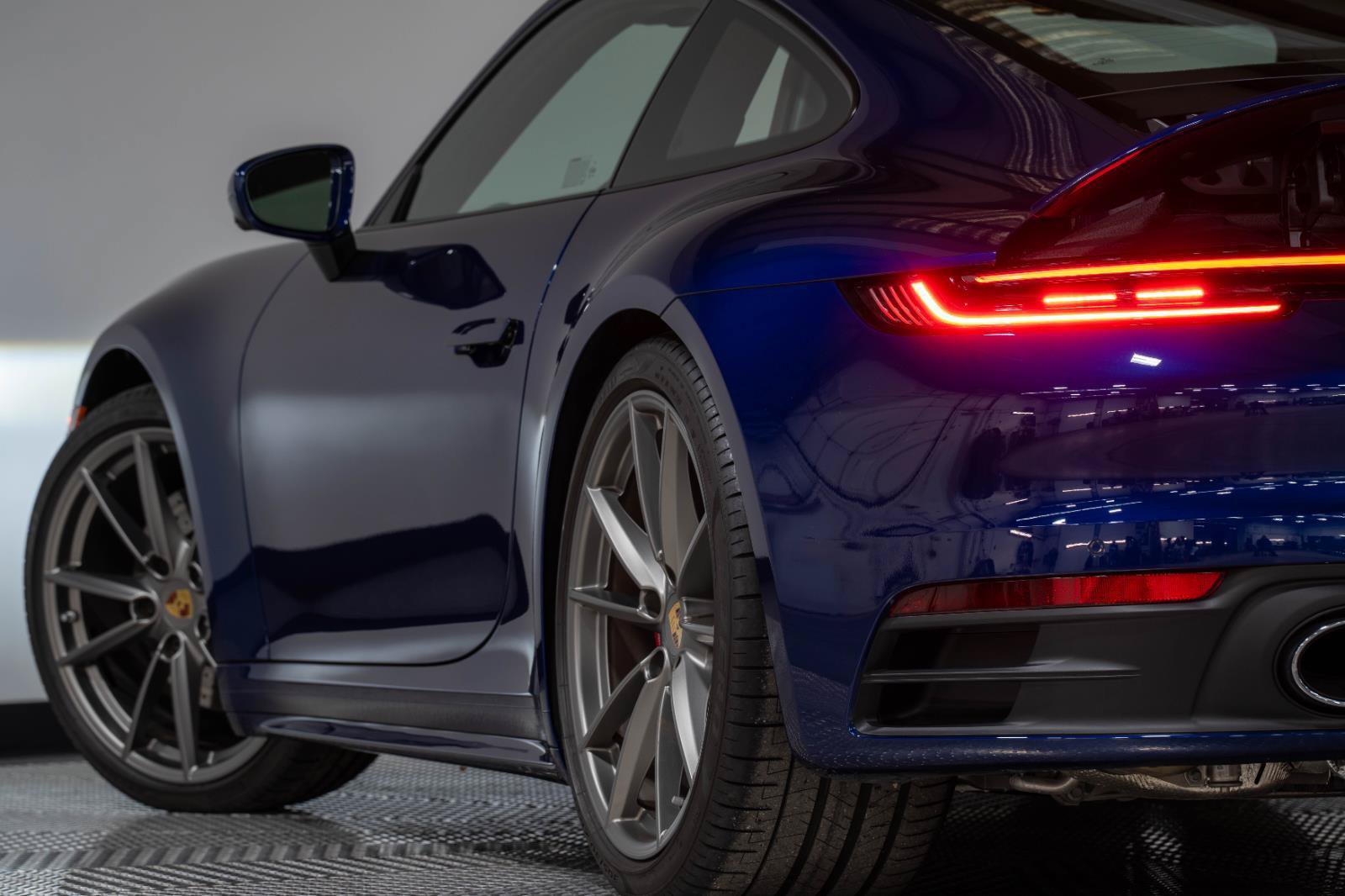 Used 2024 Porsche 911 Carrera 4S AWD/4WD image 26