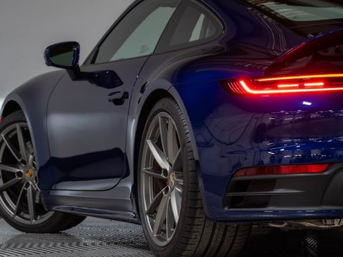Used 2024 Porsche 911 Carrera 4S AWD/4WD image 26