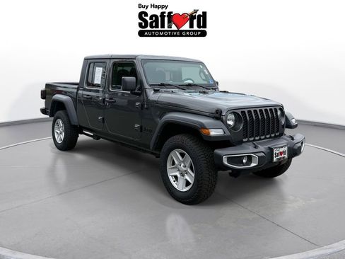 Used 2023 Jeep Gladiator Sport AWD/4WD image 11