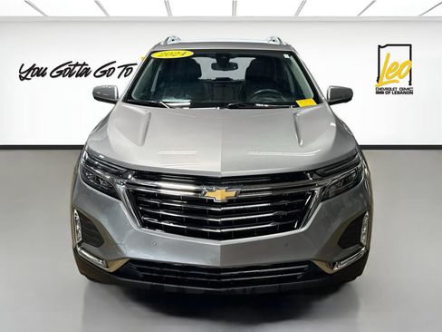 Used 2024 Chevrolet Equinox Premier AWD/4WD image 2