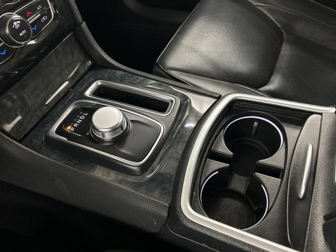 Used 2023 Chrysler 300 Touring L w/ Popular Equipment Group image 21