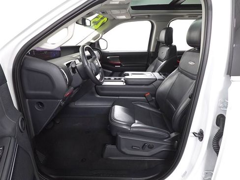 Used 2025 Ford Expedition Max Platinum image 10