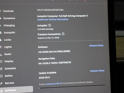 Used 2022 Tesla Model 3 image 28