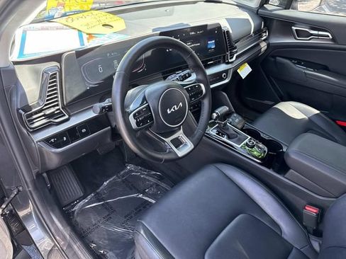 Used 2024 Kia Sportage EX FWD image 21
