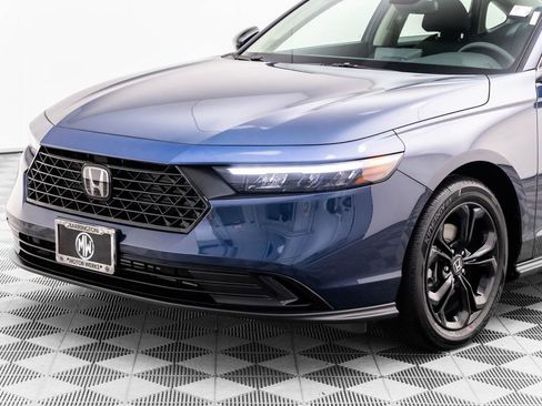 Used 2025 Honda Accord SE image 28