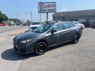 Used 2019 Subaru Impreza 2.0i image 1